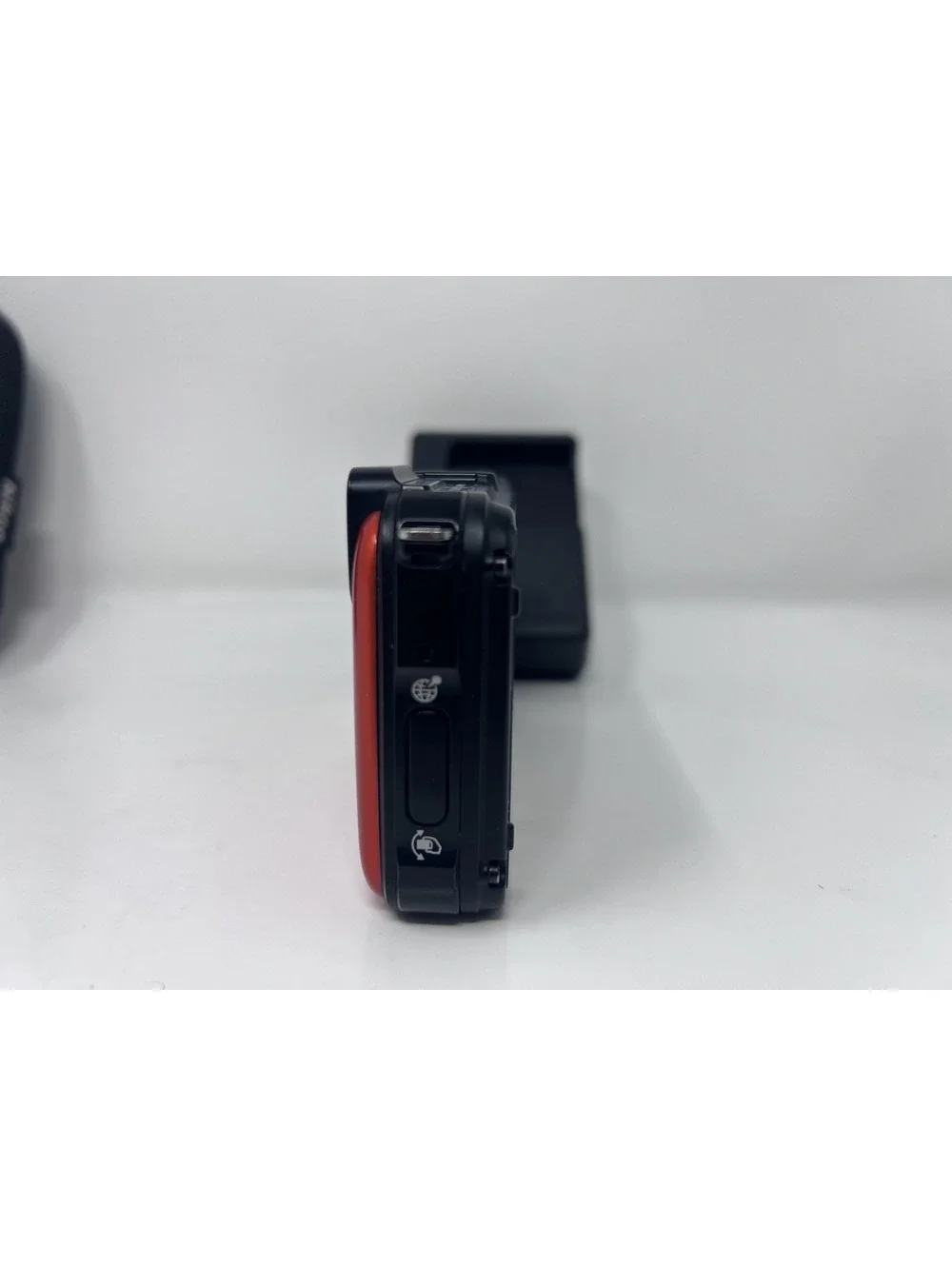 Coolpix AW110 digital Camera with Charger and Case